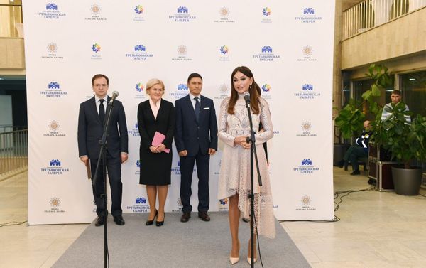 В Москве открылась выставка Созвездие Абшерона. Азербайджанские художники 1960-1980-х годов - Sputnik Азербайджан