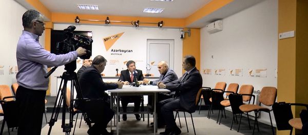 Политологи обсудили проблему борьбы с терроризмом - Sputnik Азербайджан