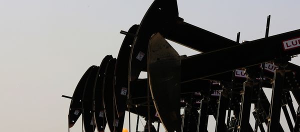 Нефтяные насосы в Бахрейне, фото их архива - Sputnik Азербайджан