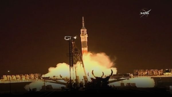 Запуск на МКС корабля Союз МС-03 с новым экипажем - Sputnik Азербайджан