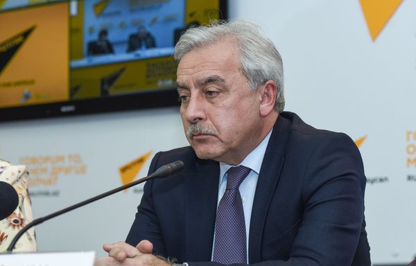 Видеомост Баку-Минск-Астана-Кишинев на тему “Проблемы мультикультурализма на постсоветском пространстве” в Мультимедийном пресс-центре Sputnik Азербайджан - Sputnik Азербайджан