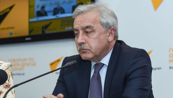 Видеомост Баку-Минск-Астана-Кишинев на тему “Проблемы мультикультурализма на постсоветском пространстве” в Мультимедийном пресс-центре Sputnik Азербайджан - Sputnik Азербайджан