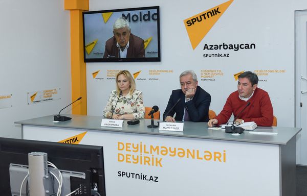 Видеомост Баку-Минск-Астана-Кишинев на тему “Проблемы мультикультурализма на постсоветском пространстве” в Мультимедийном пресс-центре Sputnik Азербайджан - Sputnik Азербайджан