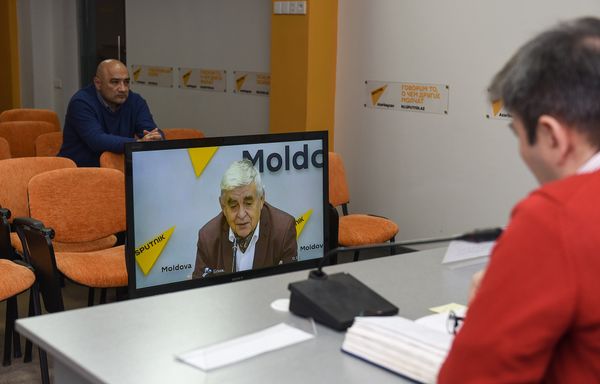 Видеомост Баку-Минск-Астана-Кишинев на тему “Проблемы мультикультурализма на постсоветском пространстве” в Мультимедийном пресс-центре Sputnik Азербайджан - Sputnik Азербайджан