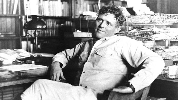 Джек Лондон в 1916 году, незадолго до смерти - Sputnik Азербайджан