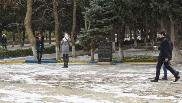 Первый снег в Баку - Sputnik Азербайджан