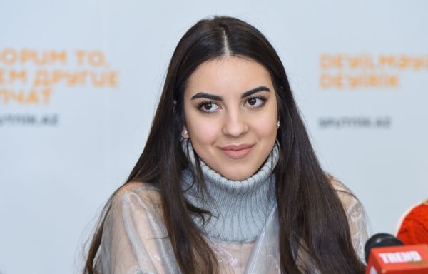 Пресс-конференция на тему Подготовка к проведению конкурса Baku Fashion Week в Мультимедийном пресс-центре Sputnik Азербайджан - Sputnik Азербайджан