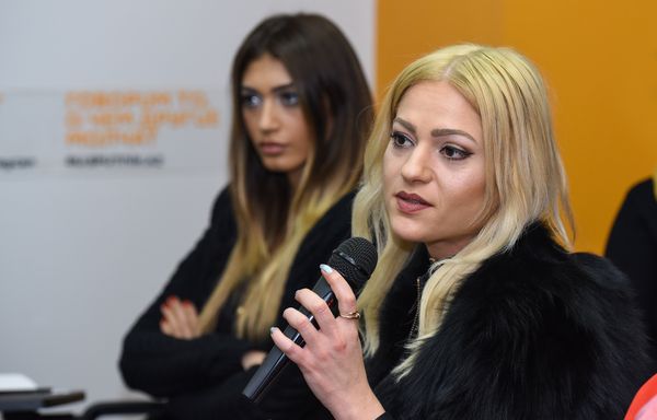 Пресс-конференция на тему Подготовка к проведению конкурса Baku Fashion Week в Мультимедийном пресс-центре Sputnik Азербайджан - Sputnik Азербайджан