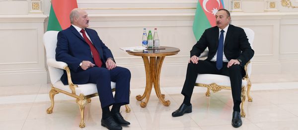 Состоялась встреча Ильхама Алиева и Президента Республики Беларусь Александра Лукашенко один на один - Sputnik Азербайджан