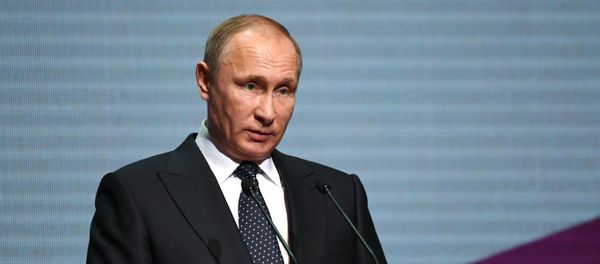 Президент РФ Владимир Путин, фото из архива - Sputnik Азербайджан