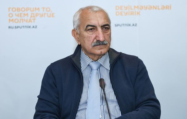 Пресс-конференция на тему Как дорожала потребительская корзина в 2016 году - Sputnik Азербайджан