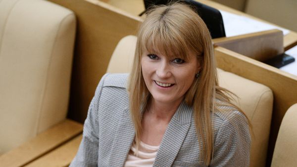 Первый заместитель председателя комитета Государственной Думы РФ по международным делам Светлана Журова - Sputnik Азербайджан