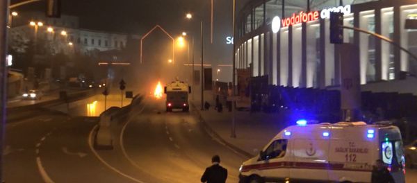 Двойной теракт произошел в центральном районе Стамбула. Кадры с места ЧП Двойной теракт произошел в центральном районе Стамбула. Кадры с места ЧП - Sputnik Азербайджан