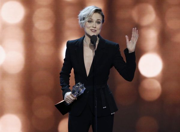 Эван Рейчел Вудс получила награду за лучшую женскую роль в сериале для Мир Дикого Запада - Sputnik Азербайджан