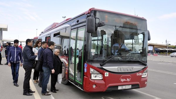 Автобус ООО BakuBus, фото из архива - Sputnik Азербайджан