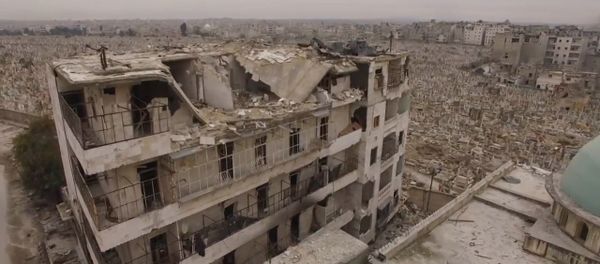 Руины вместо домов и безлюдные улицы – сирийский Алеппо после вывода боевиков - Sputnik Азербайджан