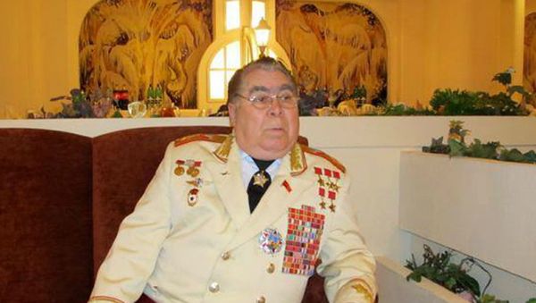 Двойник Леонида Брежнева – Борис Макаров - Sputnik Азербайджан