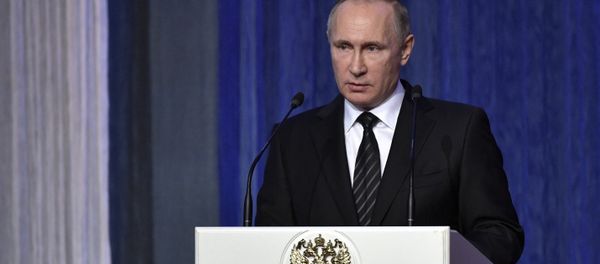 Президент РФ В. Путин выступил на торжественном вечере, посвященном Дню работника органов государственной безопасности - Sputnik Азербайджан
