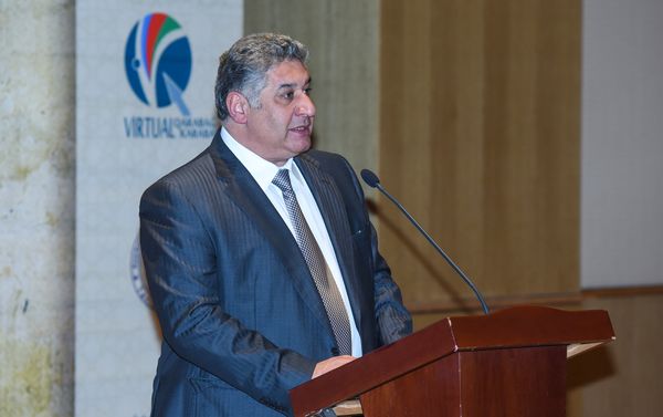 Азад Рагимов: В результате оккупационной политики Армении было уничтожено множество культурных и исторических памятников Азербайджана - Sputnik Азербайджан