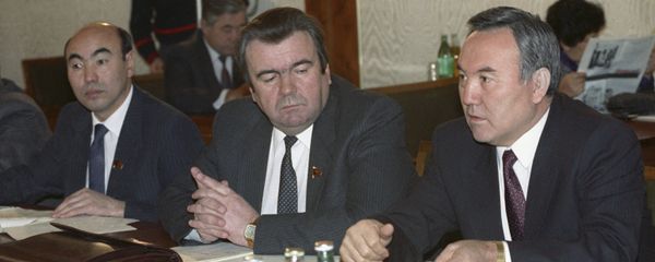 Президент Киргизии А.А. Акаев, Президент Молдовы М. Снегур и Президент Казахстана Н.А. Назарбаев. - Sputnik Азербайджан