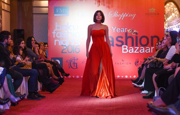 Дизайнерский показ Baku Fashion Nights 2016 - Sputnik Азербайджан