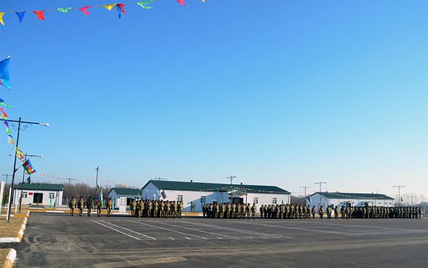Новый военный городок в прифронтовой зоне - Sputnik Азербайджан
