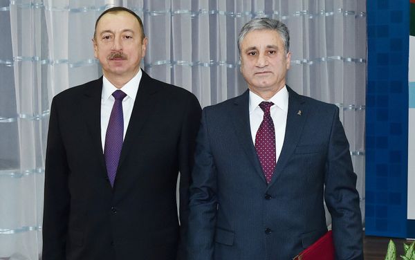 Ильхам Алиев принимает участие в церемонии, посвященной спортивным итогам 2016 года - Sputnik Азербайджан