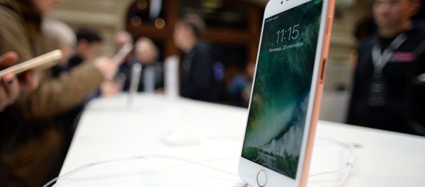 Новые смартфоны iPhone 7 и iPhone 7 Plus, фото из архива - Sputnik Азербайджан