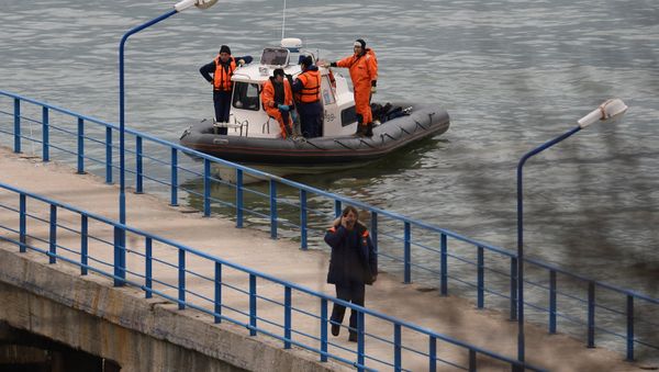 Поисково-спасательные работы на месте крушения самолёта Ту-154 Минобороны РФ в Сочи Поисково-спасательные работы на месте крушения самолёта Ту-154 Минобороны РФ в Сочи - Sputnik Азербайджан
