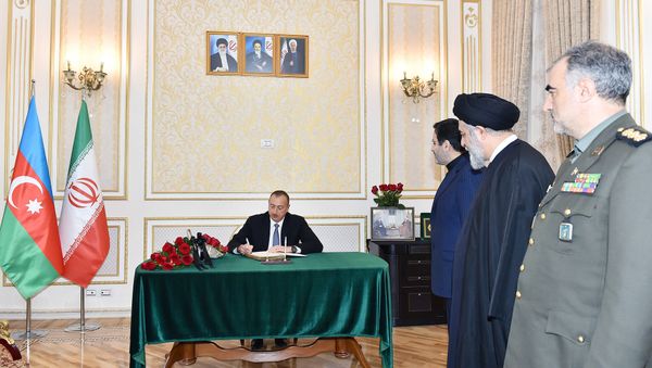 Ильхам Алиев выразил соболезнования в связи с кончиной бывшего президента Ирана Аятоллы Али Акбара Хашеми Рафсанджани - Sputnik Азербайджан