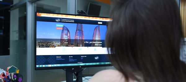 Пользователь сайта ASAN Viza - Sputnik Азербайджан