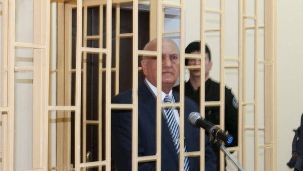 Бывший министр здравоохранения Азербайджана Али Инсанов - Sputnik Азербайджан
