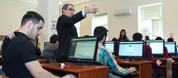 Azərbaycan Dövlət İqtisad Universiteti (UNEC) - Sputnik Азербайджан