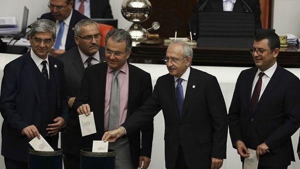Голосование в парламенте Турции - Sputnik Азербайджан