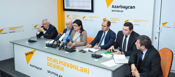 Пресс-конференция на тему Новые правила проведения выпускных экзаменов для IX классов: что они дадут? - Sputnik Азербайджан