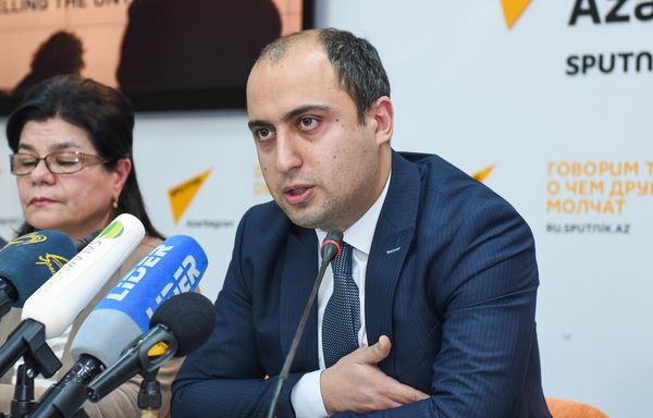 Пресс-конференция на тему Новые правила проведения выпускных экзаменов для IX классов: что они дадут? - Sputnik Азербайджан