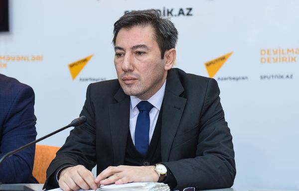 Пресс-конференция на тему Решение социальных проблем лиц, пострадавших в результате событий 20 января 1990 года  - Sputnik Азербайджан