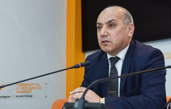 Пресс-конференция на тему Решение социальных проблем лиц, пострадавших в результате событий 20 января 1990 года  - Sputnik Азербайджан