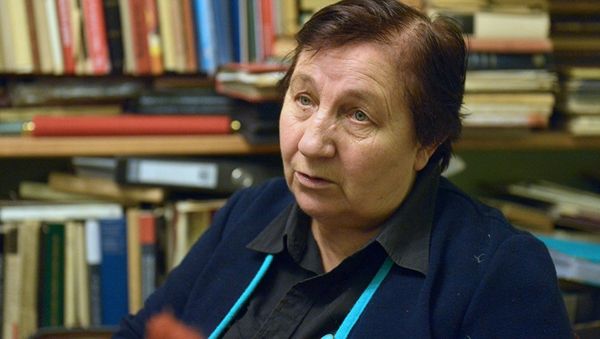 Профессор, доктор искусствоведения Надежда Высоцкая - Sputnik Азербайджан