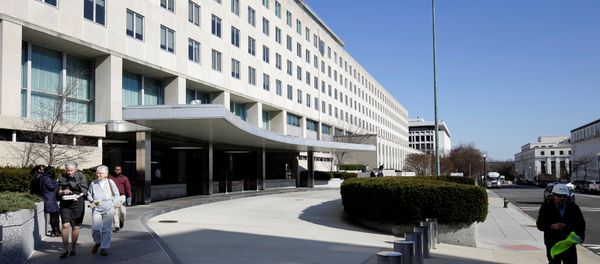 Здание Государственного департамента США в Вашингтоне - Sputnik Азербайджан