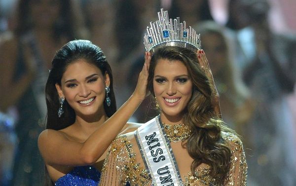 Мисс Франция Ирис Миттенэр (Iris Mittenaere) - Sputnik Азербайджан