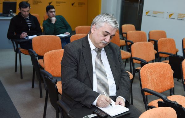 Пресс-конференция на тему Что принесут налоговые изменения в 2017 году в Международном мультимедийном пресс-центре Sputnik Азербайджан - Sputnik Азербайджан