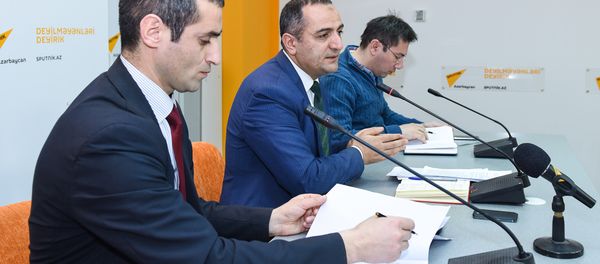 Пресс-конференция на тему Что принесут налоговые изменения в 2017 году в Международном мультимедийном пресс-центре Sputnik Азербайджан - Sputnik Азербайджан