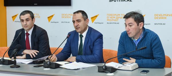 Пресс-конференция на тему Что принесут налоговые изменения в 2017 году в Международном мультимедийном пресс-центре Sputnik Азербайджан - Sputnik Азербайджан