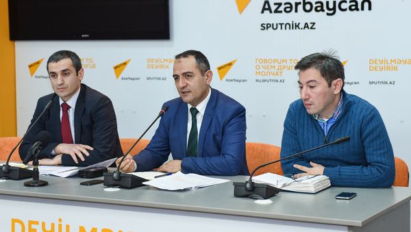 Пресс-конференция на тему Что принесут налоговые изменения в 2017 году в Международном мультимедийном пресс-центре Sputnik Азербайджан - Sputnik Азербайджан