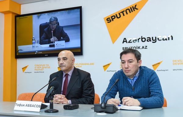 Видеомост Москва – Минск – Астана – Кишинев – Баку на тему Внешнеполитические приоритеты государств СНГ - Sputnik Азербайджан