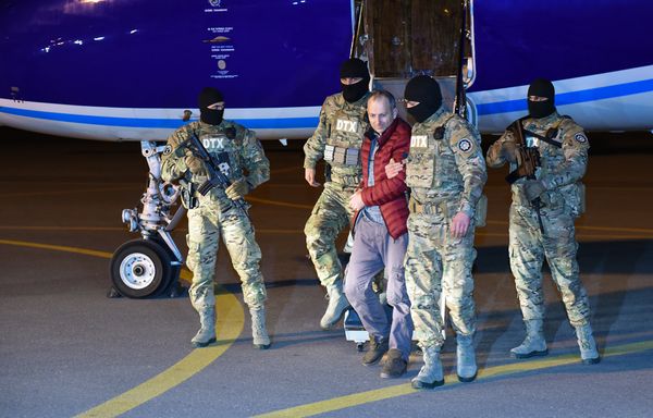 Экстрадированный из Минска по запросу Баку блогер Александр Лапшин - Sputnik Азербайджан