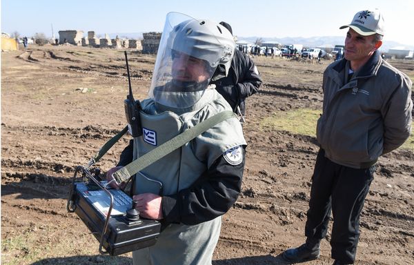 Разминирование села Чоджуг Марджанлы Джабраильского района АР - Sputnik Азербайджан