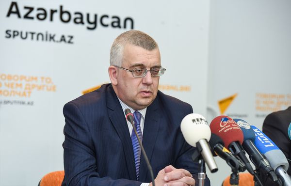 Встреча с журналистами на тему Азербайджано-российский диалог за 25 лет: акценты и перспективы - Sputnik Азербайджан