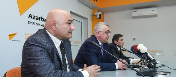 Встреча с журналистами на тему Азербайджано-российский диалог за 25 лет: акценты и перспективы - Sputnik Азербайджан